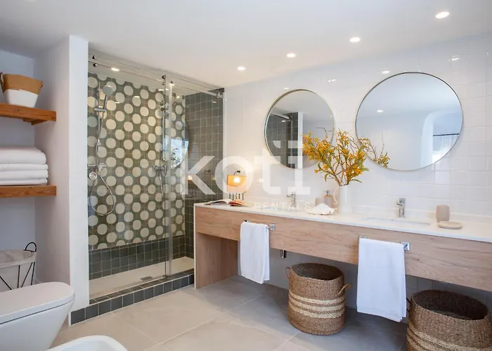 Villa Koti - El Carreton *