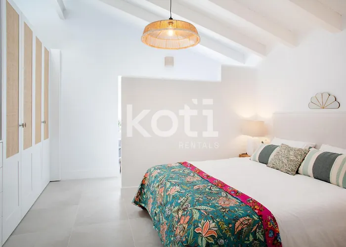 Koti - El Carreton Villa