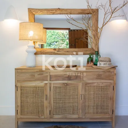 Koti - El Carreton Villa