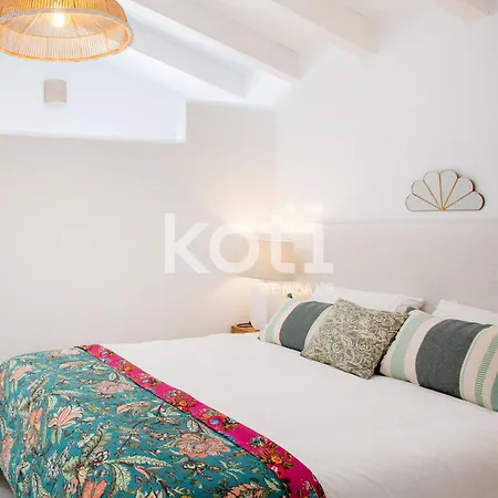 Koti - El Carreton Villa